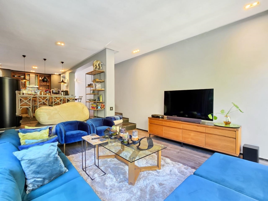 4 Bedroom Property for Sale in Higgovale Western Cape